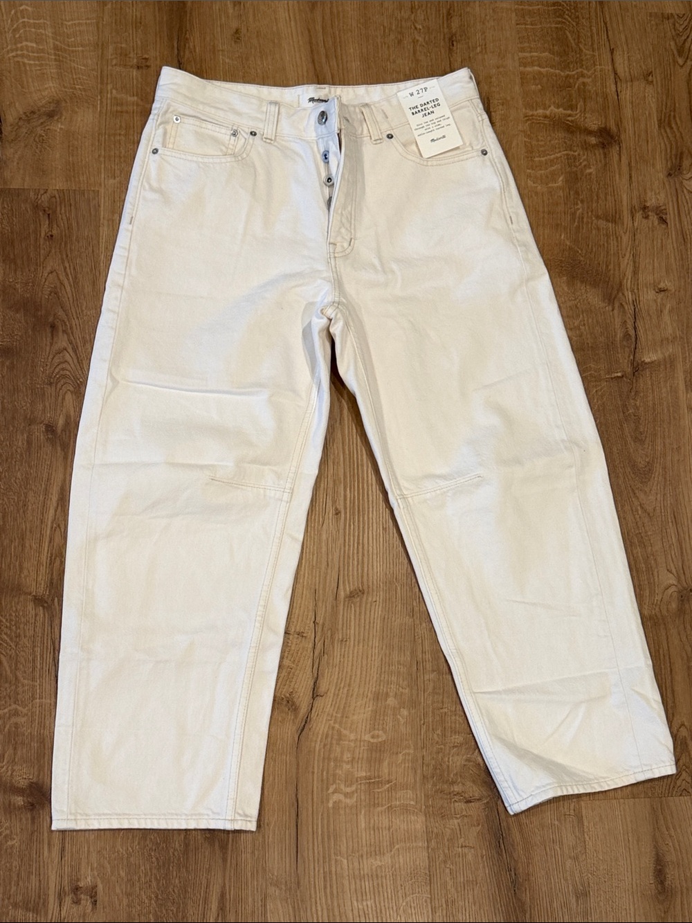 Madewell The Darted Barrel-Leg Jean - Picture 10 of 11
